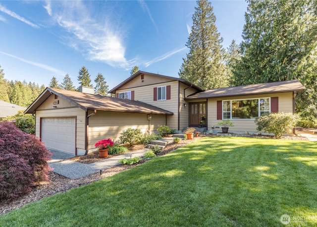 Property at 13311 SE 337th St, Auburn, WA 98092, 3 beds, 2.5 baths