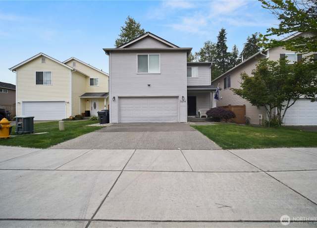 Property at 7614 87th Ave NE, Marysville, WA 98270, 4 beds, 2.5 baths