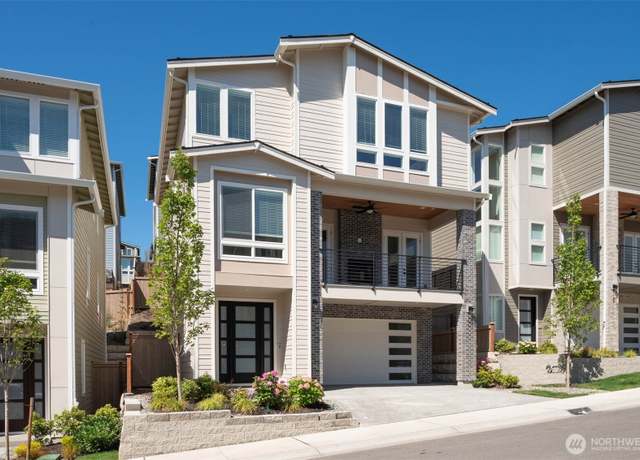 Property at 7585 S 130th Pl, Seattle, WA 98178, 4 beds, 3.5 baths