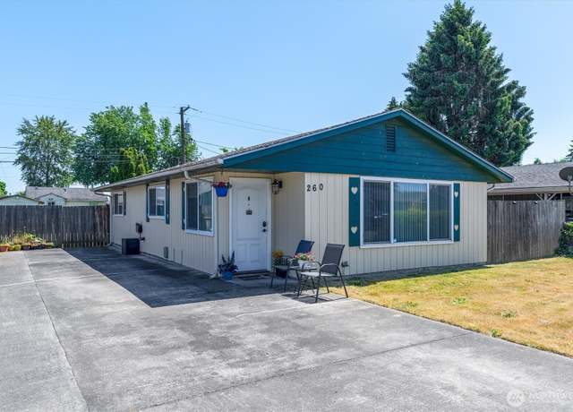 Property at 260 Baltimore St, Longview, WA 98632, 3 beds, 1 bath