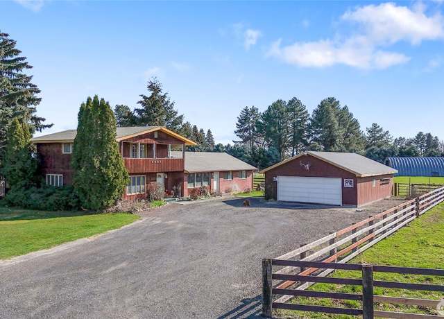 Property at 4537 NE Dunn St, Moses Lake, WA 98837, 4 beds, 2 baths