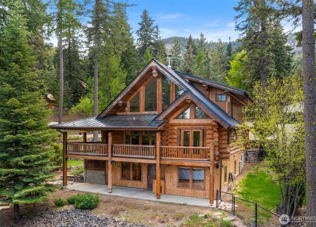 Property at 3105 Tamarack Pl, Wenatchee, WA 98801, 4 beds, 2.5 baths