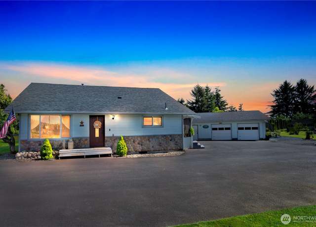 Property at 3169 Ohio St, Longview, WA 98632, 2 beds, 1 bath