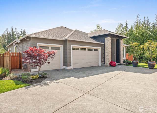 Property at 14720 199th Ave E, Bonney Lake, WA 98391, 5 beds, 4.5 baths