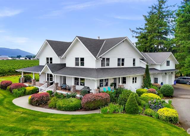 Property at 7474 Noon Rd, Lynden, WA 98264, 4 beds, 3.5 baths