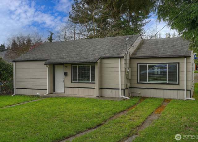 Property at 1810 S Hosmer St, Tacoma, WA 98405, 3 beds, 1 bath