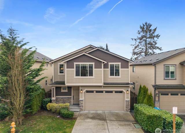 Property at 4716 167th St SW, Lynnwood, WA 98037, 4 beds, 2.5 baths
