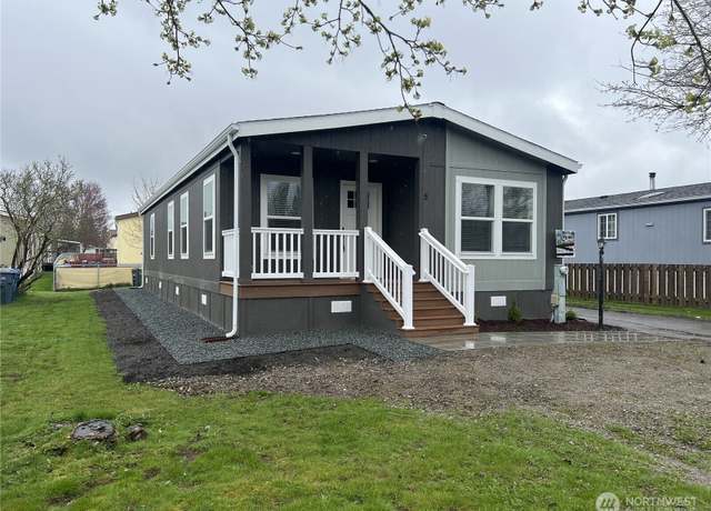 Property at 300 Park Ave #5, Buckley, WA 98321, 3 beds, 2 baths
