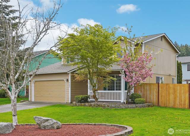 Property at 9202 150th St E, Puyallup, WA 98375, 4 beds, 2.5 baths