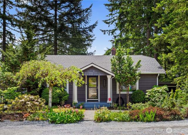 Property at 2231 NE 169th St, Shoreline, WA 98155, 3 beds, 1 bath