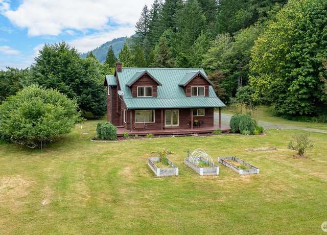 Property at 6373 Eastwood Rd, Deming, WA 98244, 4 beds, 2 baths