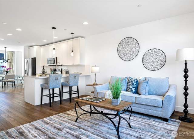 Property at 16030 Meadow Rd Unit B3, Lynnwood, WA 98087, 2 beds, 2.5 baths