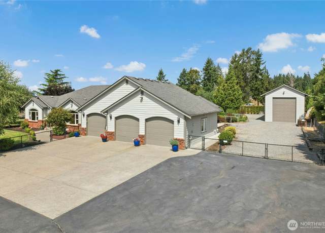 Property at 400 Cessna Ct E, Eatonville, WA 98328, 4 beds, 2.5 baths