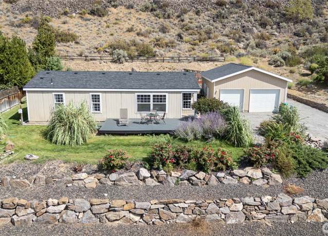 Property at 4029 40th Cir NE, East Wenatchee, WA 98802, 2 beds, 2 baths