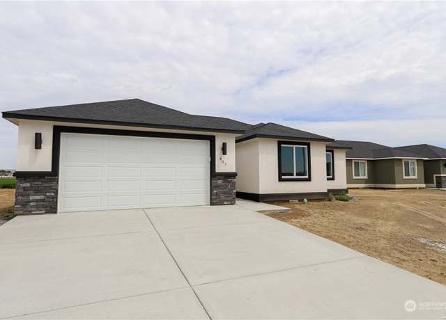 Property at 704 N St NE, Quincy, WA 98848, 3 beds, 2 baths