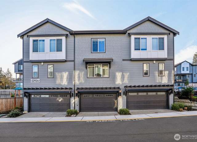 Property at 22924 80th Pl W Unit B, Edmonds, WA 98026, 3 beds, 3.5 baths