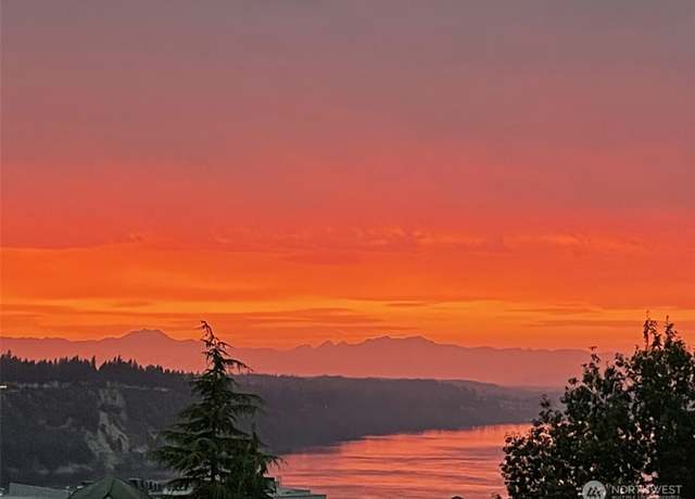 Property at 3008 N Narrows Dr Unit C301, Tacoma, WA 98407, 3 beds, 2 baths