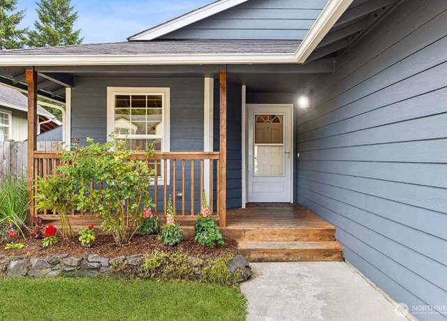 Property at 721 Riverside Ln E, Eatonville, WA 98328, 3 beds, 2 baths