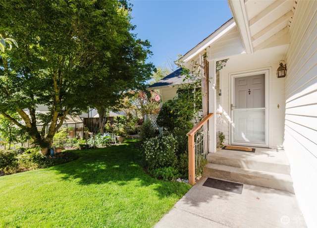 Property at 397 Donna St, Port Orchard, WA 98366, 2 beds, 2 baths
