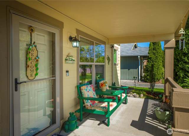 Property at 18828 18th Ave E, Spanaway, WA 98387, 3 beds, 2 baths