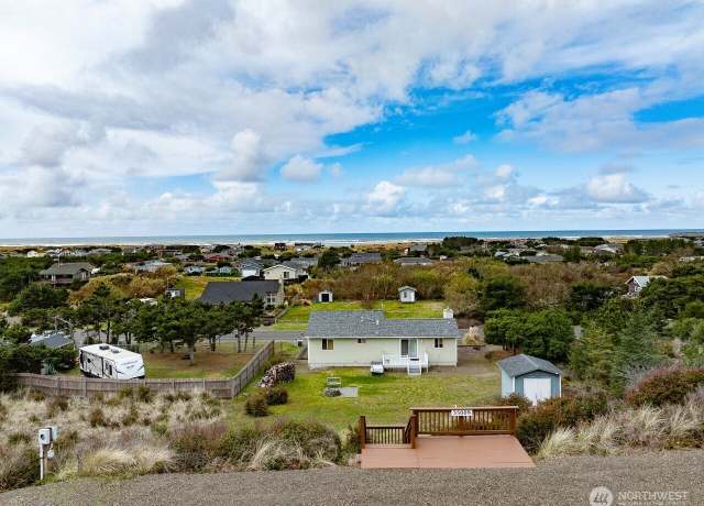 Property at 35009 J Pl, Ocean Park, WA 98640