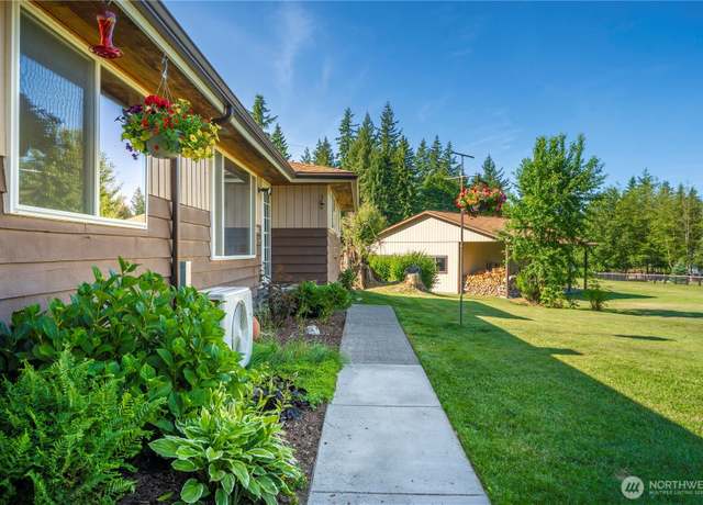 Property at 21051 188th Ave SE, Renton, WA 98058, 3 beds, 1.5 baths