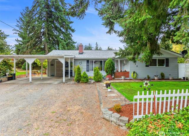 Property at 5212 138th St E, Tacoma, WA 98446, 3 beds, 2 baths