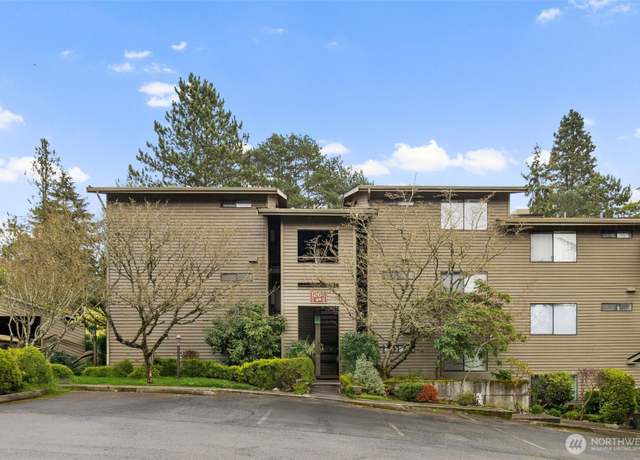 Property at 126 SW 116th St Unit E 21, Seattle, WA 98146, 1 bed, 1 bath