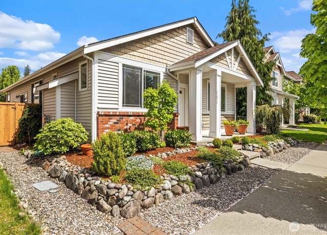 Property at 23812 SE 282nd St, Maple Valley, WA 98038, 2 beds, 2 baths