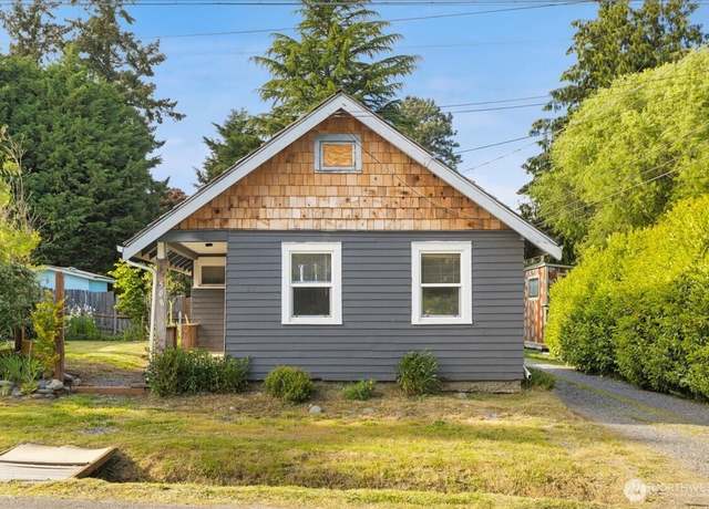 Property at 508 N 95th St, Seattle, WA 98103, 1 bed, 1 bath