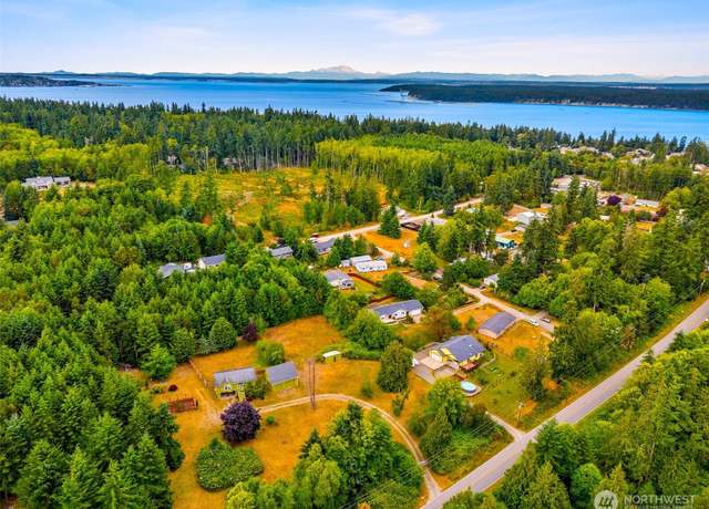 Property at 783 Prospect Ave, Port Townsend, WA 98368, 3 beds, 2 baths