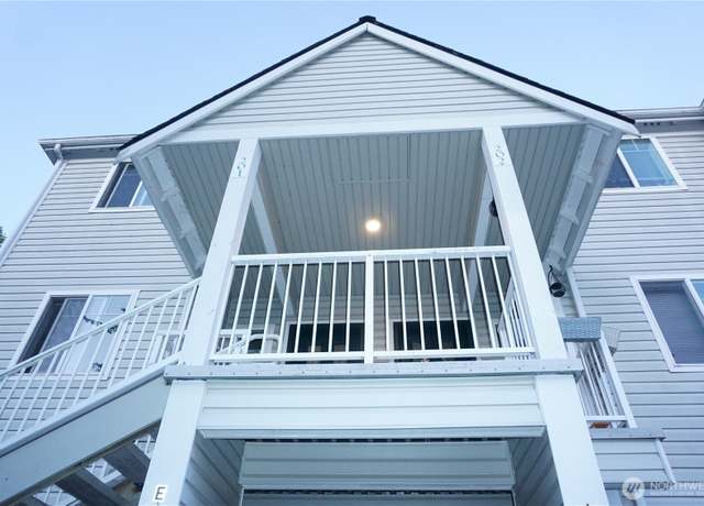 Property at 31900 104th Ave SE Unit E201, Auburn, WA 98092, 2 beds, 1.5 baths