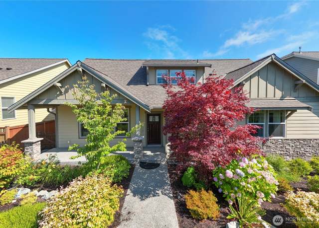 Property at 1312 32nd St, Anacortes, WA 98221, 3 beds, 2 baths