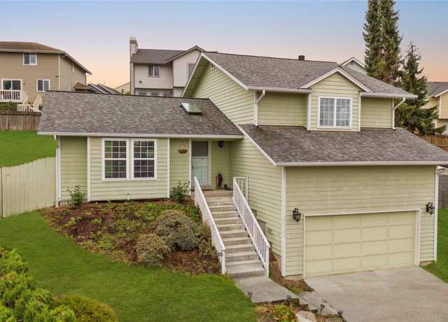 Property at 27705 23rd Ave S, Federal Way, WA 98003, 3 beds, 2.5 baths