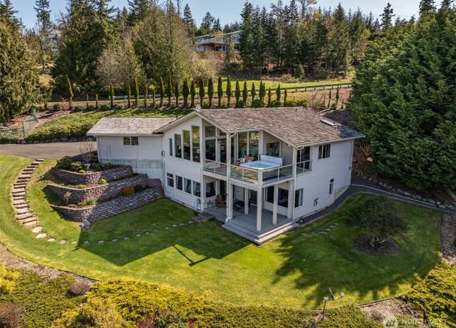 Property at 1573 Doe Run Rd, Sequim, WA 98382, 3 beds, 3.5 baths