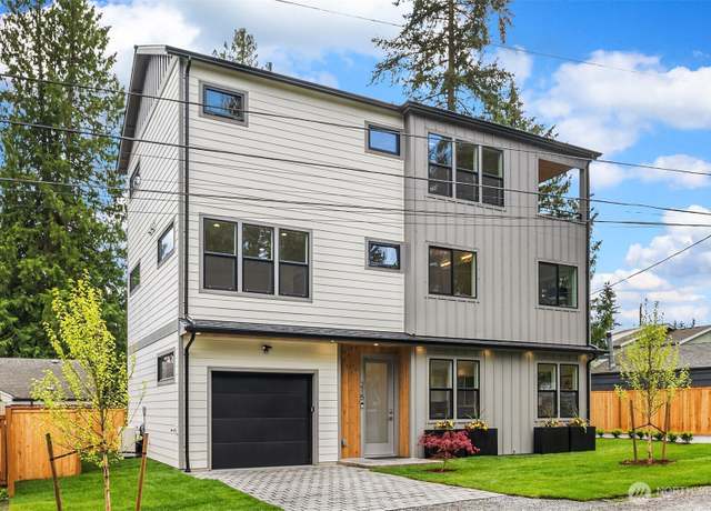 Property at 215 NE 123rd St, Seattle, WA 98125, 4 beds, 3.5 baths