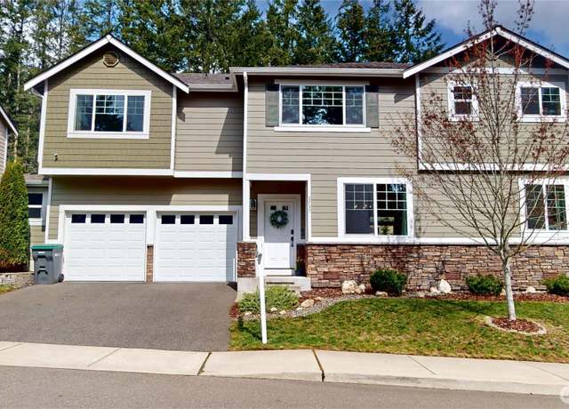 Property at 3737 SE Chesterton, Port Orchard, WA 98366, 4 beds, 2.5 baths