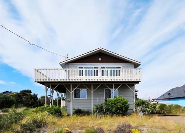 Property at 934 Starfish Ct SW, Ocean Shores, WA 98569, 3 beds, 2.5 baths