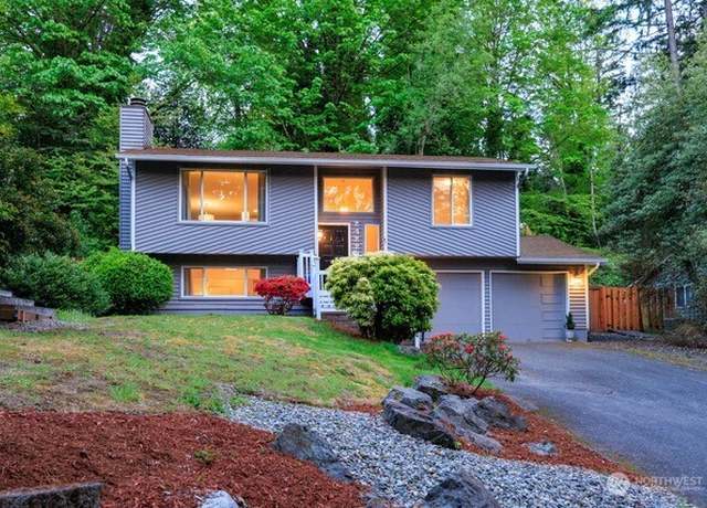 Property at 24222 92nd Ave W, Edmonds, WA 98020, 3 beds, 2 baths