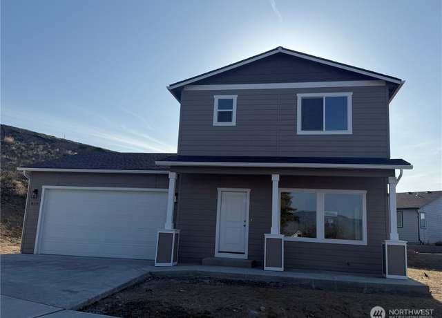 Property at 859 N Lyle Ave, East Wenatchee, WA 98802, 3 beds, 2.5 baths