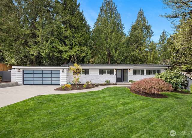 Property at 3227 103rd Pl NE, Bellevue, WA 98004, 4 beds, 3 baths