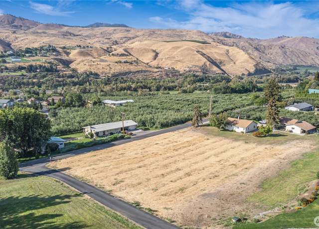 Property at 37 Golden Hills Ln, Wenatchee, WA 98801
