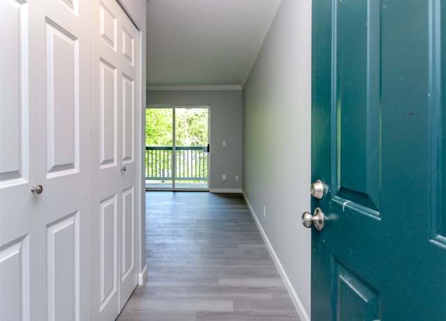 Property at 33020 10th Ave SW Unit A301, Federal Way, WA 98023, 2 beds, 2 baths