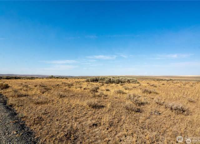 Property at 40 Sacagawea Dr, Ephrata, WA 98823