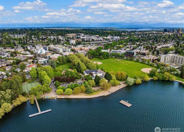 Property at 413 NE 70th St #408, Seattle, WA 98115, 1 bed, 1 bath