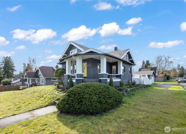 Property at 4418 N 33rd St, Tacoma, WA 98407, 3 beds, 1.5 baths