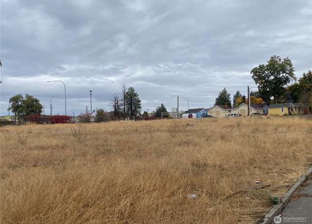 Property at 2020 7th Ave, Spokane, WA 99204