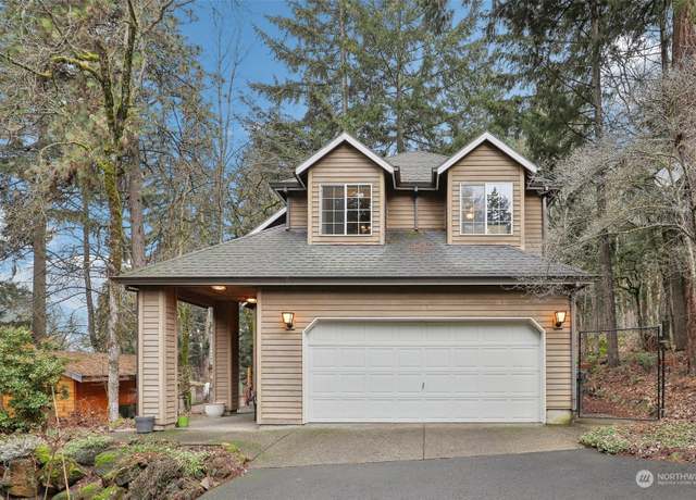 Property at 296 NW Jewett Ln, White Salmon, WA 98672, 3 beds, 2.5 baths
