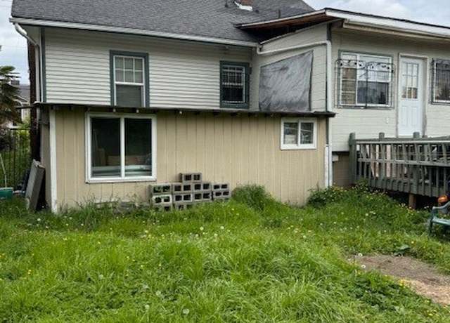Property at 4507 S Holly St, Seattle, WA 98118, 7 beds, 3 baths