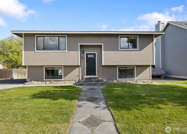 Property at 263 W Kevin Way, Moses Lake, WA 98837, 3 beds, 2 baths